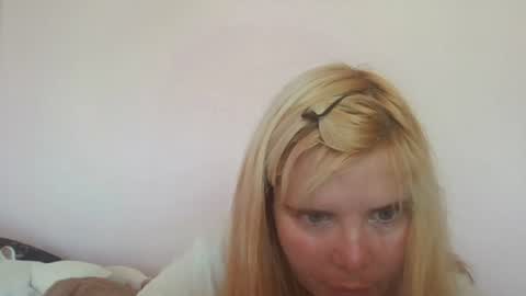 Snapshot of elenaflirt chatting on June 2026 08:19:01 AM Elena online show from June 2026 08:19:01 AM