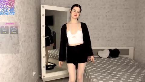 Snapshot of eleniswackhammer chatting on December 2025 09:08:02 PM Annie PVT IS OPEN online show from December 2025 09:08:02 PM