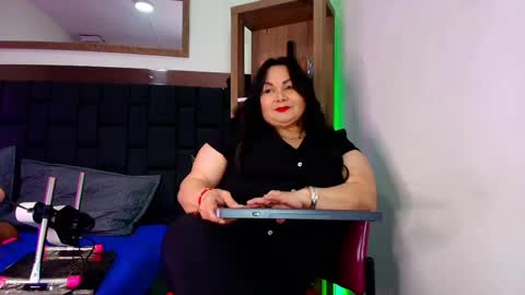 elenna_boobs_ online show from May 2026 04:10:01 AM