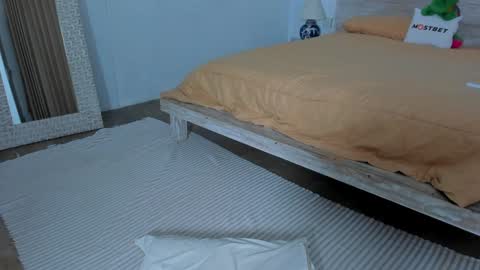 Eleonora online show from January 2025 11:26:01 AM