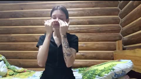 Snapshot of eleonoreyouree chatting on February 2026 03:09:02 PM Lotte online show from February 2026 03:09:02 PM