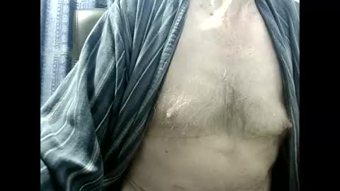 Snapshot of elfyonee chatting on December 2024 07:47:02 AM elfyonee online show from December 2024 07:47:02 AM