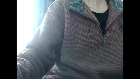 Snapshot of elfyonee chatting on December 2024 10:02:01 AM elfyonee online show from December 2024 10:02:01 AM