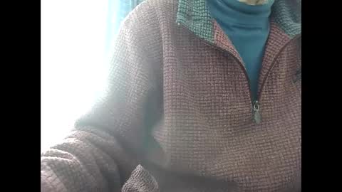 Snapshot of elfyonee chatting on February 2025 12:09:02 PM elfyonee online show from February 2025 12:09:02 PM