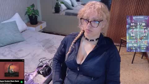 eli666uwu online show from September 2025 12:15:01 PM