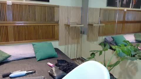 eli666uwu online show from April 2026 12:08:02 PM