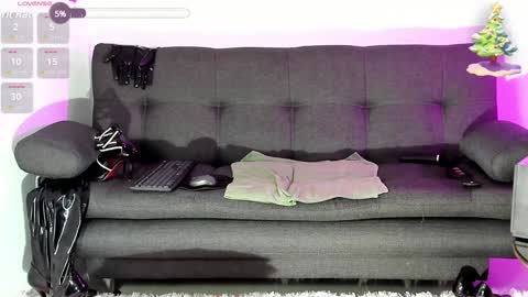 Snapshot of eli_lopezz chatting on December 2024 03:11:01 PM Eli online show from December 2024 03:11:01 PM