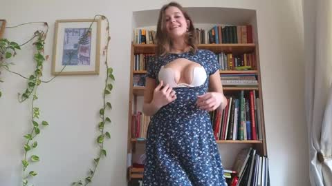 Snapshot of eli_sun chatting on February 2025 12:59:01 PM ELI Guys Im immersed in my studies its time for exams. I hope to be here on Friday online show from February 2025 12:59:01 PM