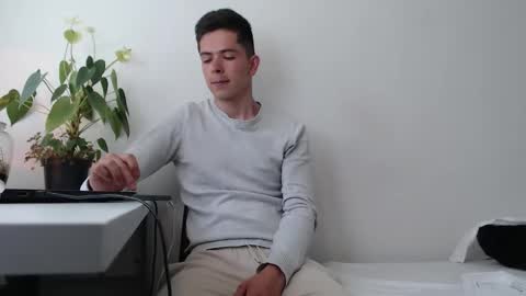 Elian online show from April 2026 06:38:02 PM