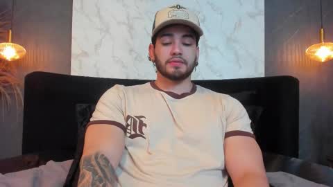 Elian online show from December 2025 12:03:02 PM