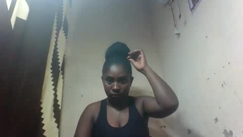 Snapshot of eliannee chatting on December 2025 11:26:02 AM eliannee online show from December 2025 11:26:02 AM