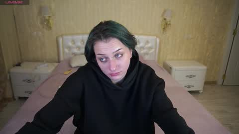 Snapshot of eliarose chatting on December 2025 12:06:01 AM Luna online show from December 2025 12:06:01 AM