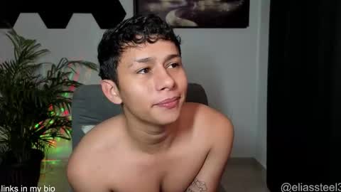 Snapshot of elias_steel1 chatting on October 2025 03:13:01 PM elias online show from October 2025 03:13:01 PM