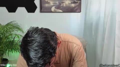 Snapshot of elias_steel1 chatting on November 2025 02:04:01 PM elias online show from November 2025 02:04:01 PM