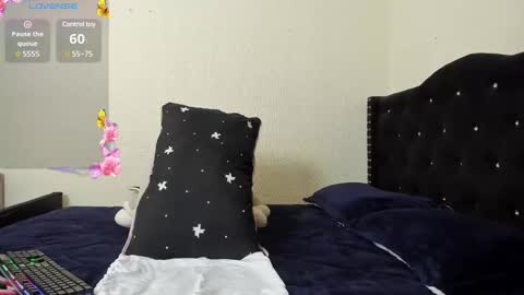 Snapshot of elii_sweet_ chatting on January 2025 01:08:02 PM elii_sweet_ online show from January 2025 01:08:02 PM