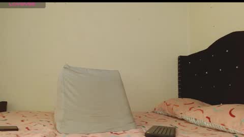 Snapshot of elii_sweet_ chatting on February 2025 03:27:02 PM elii_sweet_ online show from February 2025 03:27:02 PM