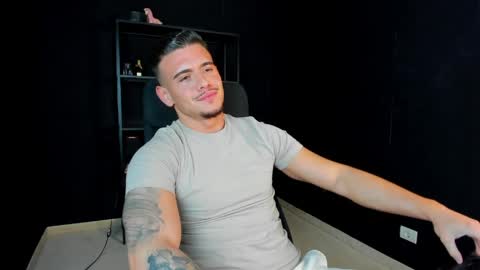 ElijahThorne online show from April 2026 06:42:02 AM