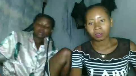 Snapshot of elina981 chatting on February 2026 06:40:02 AM elina981 online show from February 2026 06:40:02 AM