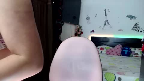 Snapshot of elinaax chatting on March 2025 03:07:02 PM Elina online show from March 2025 03:07:02 PM