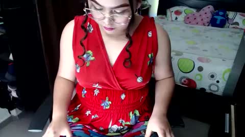 Snapshot of elinaax chatting on March 2025 06:11:02 PM Elina online show from March 2025 06:11:02 PM