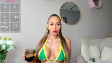 Elina online show from May 2026 06:41:02 AM