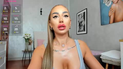 Elina online show from June 2026 06:19:01 AM
