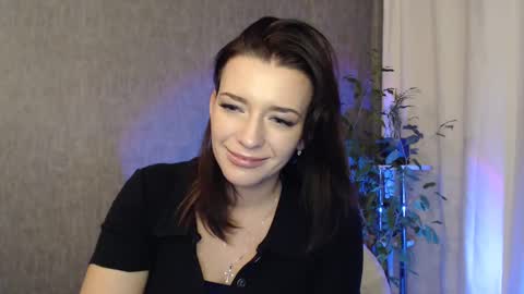 Snapshot of elinapretty chatting on December 2024 11:25:02 PM Elina online show from December 2024 11:25:02 PM