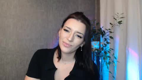 Snapshot of elinapretty chatting on January 2025 11:59:02 PM Elina online show from January 2025 11:59:02 PM