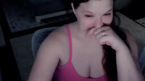 Snapshot of elinareign chatting on October 2025 04:32:02 AM ElinaReign online show from October 2025 04:32:02 AM