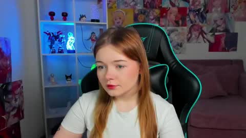 elinavale online show from May 2026 05:07:02 PM