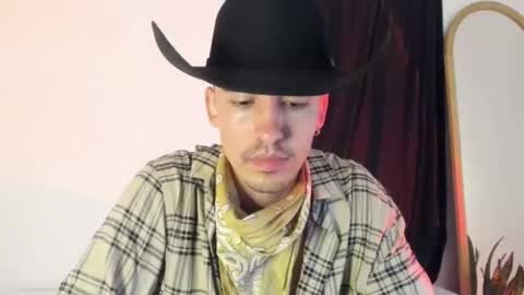 elio_dicaprio online show from November 2025 02:36:01 AM