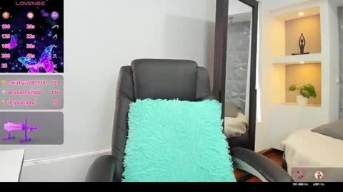 ELISSA online show from February 2025 09:28:01 PM