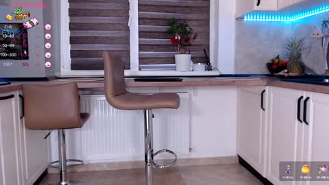 Snapshot of elisabeth_jason chatting on January 2025 08:41:01 AM elisabeth_jason online show from January 2025 08:41:01 AM