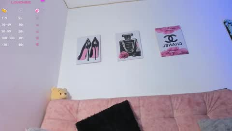 Snapshot of elisabeth_secret chatting on December 2025 12:54:01 PM online show from December 2025 12:54:01 PM