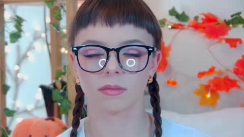 Snapshot of elisabethdavis chatting on September 2025 03:17:02 PM ElisabethDavis online show from September 2025 03:17:02 PM