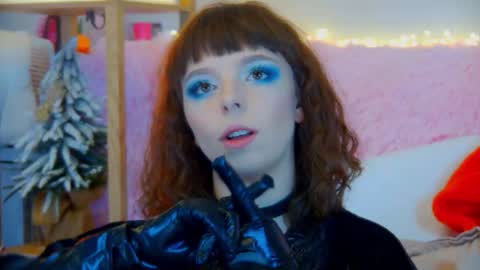 Snapshot of elisabethdavis chatting on November 2025 03:34:01 PM ElisabethDavis online show from November 2025 03:34:01 PM