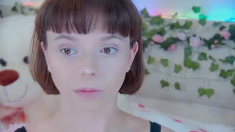 Snapshot of elisabethdavis chatting on July 2026 03:18:02 PM ElisabethDavis online show from July 2026 03:18:02 PM