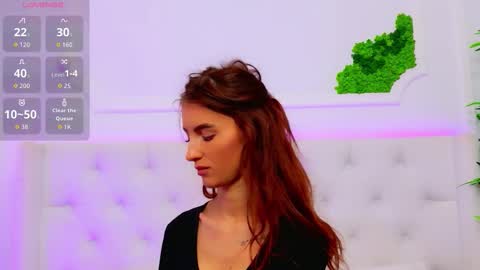 ElisaCharm online show from February 2026 05:28:01 AM