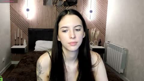 Elise online show from March 2026 01:24:01 AM