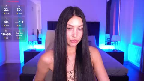 Snapshot of elisevelour chatting on July 2026 12:46:02 PM elisevelour online show from July 2026 12:46:02 PM