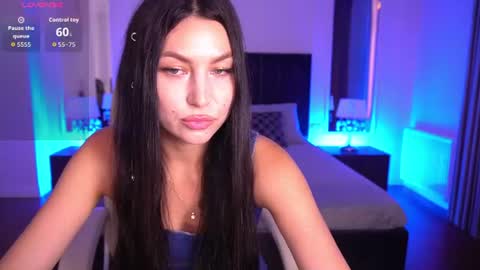 Snapshot of elisevelour chatting on July 2026 12:07:01 PM elisevelour online show from July 2026 12:07:01 PM