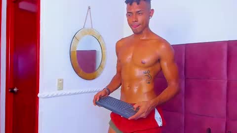 Valentino Konny y Jhon online show from June 2026 05:45:01 PM