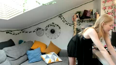 EliteEros online show from May 2026 01:10:02 PM