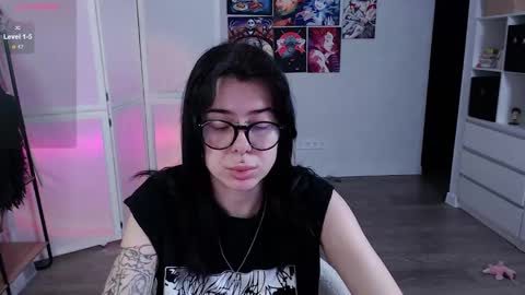 Ari online show from January 2025 01:31:02 AM