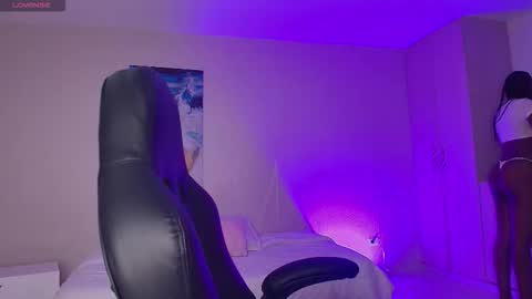 Snapshot of eliza_eup69 chatting on October 2025 11:57:02 AM ELIZA online show from October 2025 11:57:02 AM