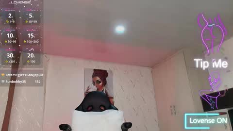 Snapshot of eliza_eup69 chatting on November 2025 08:22:01 PM ELIZA online show from November 2025 08:22:01 PM