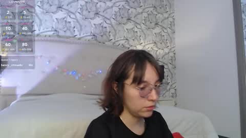 Eliza online show from December 2025 06:59:01 PM