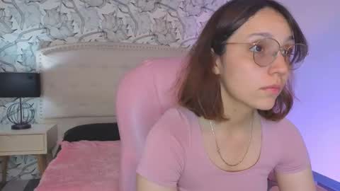 Eliza online show from February 2026 07:11:01 PM