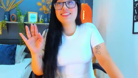 eliza_pink24 online show from February 2026 09:52:02 PM