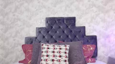 Elizabeth online show from December 2025 04:03:02 PM